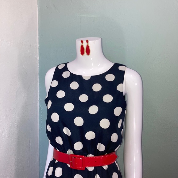 J Crew Dress with Belt and Earrings 2 - Picture 5 of 6